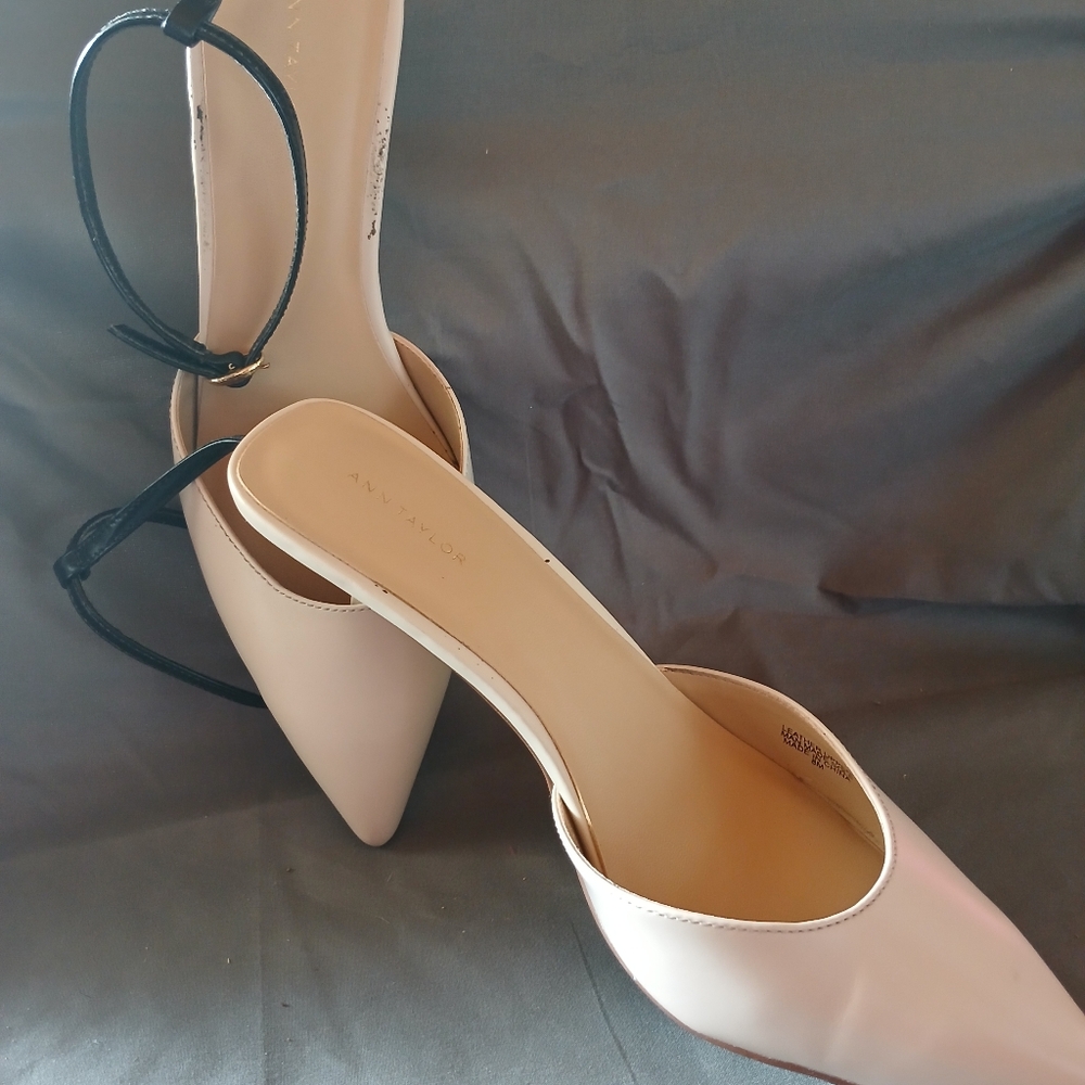 Ann Taylor Cream Pointed Toe Heels